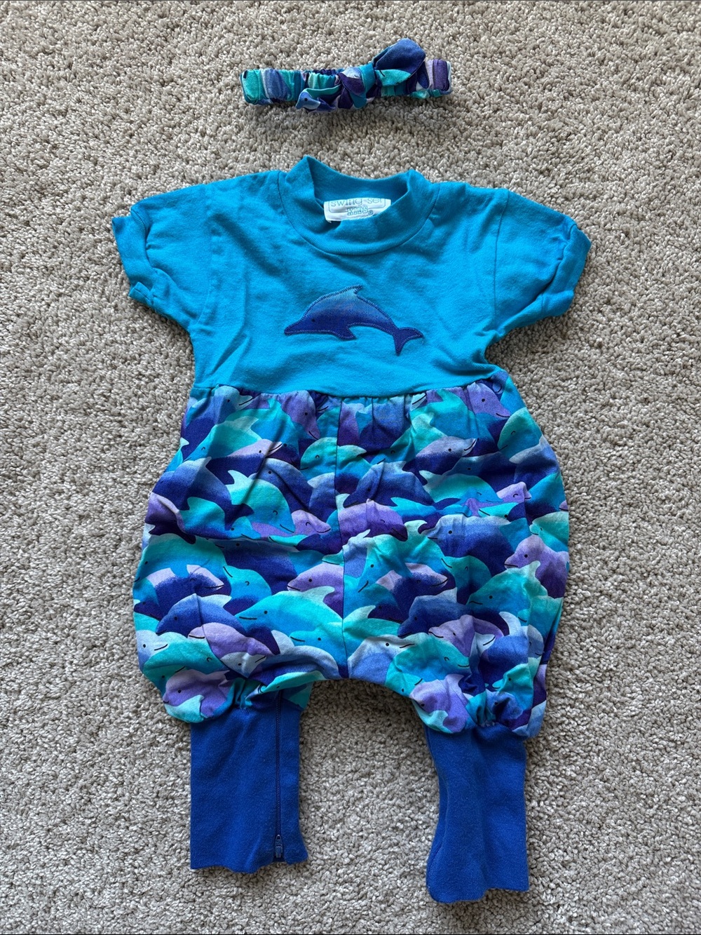 Vintage 90s | Baby Dolphin Print One-Piece Romper | 0-6 months